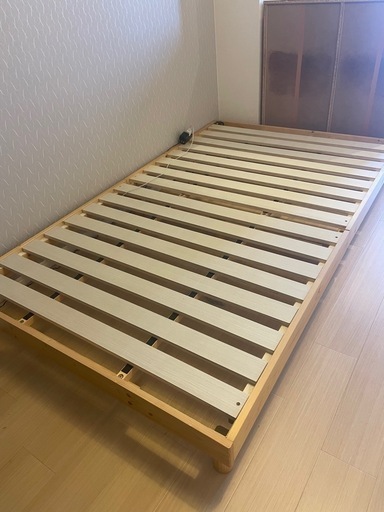 ベッドフレーム　セミダブル