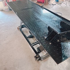 現在取引中。値下げ！引取限定☆エアーバイクリフト☆ジャッキ