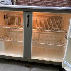 ジムニー　純正タイヤ　新車外し-HOSHIZAKI ホシザキ 業務用台下冷蔵庫 冷蔵ショーケース 動作OK 確認済