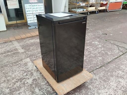 アイリスオーヤマ　IUSD-6B-B　冷凍庫　ストッカー　60L『良品中古、小傷あり』2022年式
