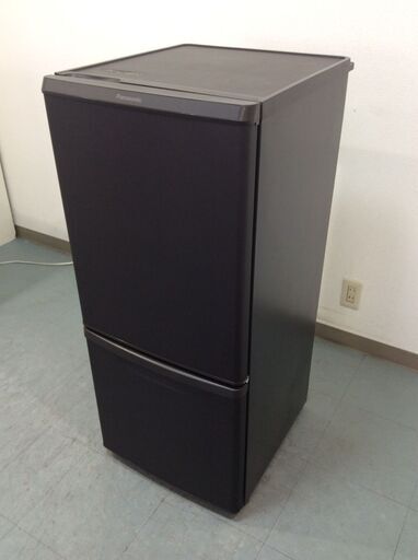 （8/10受渡済）JT9241【Panasonic/パナソニック 2ドア冷蔵庫】美品 2020年製 NR-B14CW-T 家電 キッチン 冷蔵冷凍庫 右開き 138L