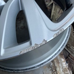 スバル純正アルミホイル4本