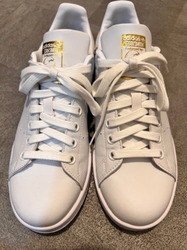 adidasスニーカー