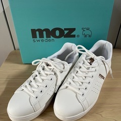 moz スニーカー