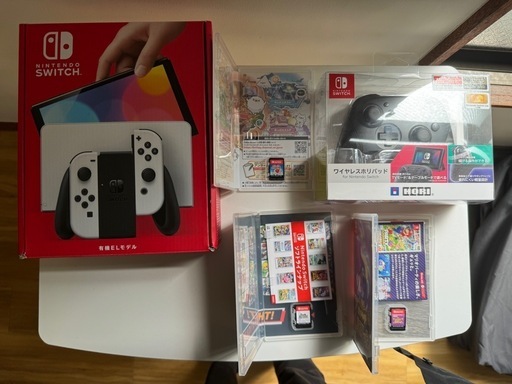 【本体美品】Nintendo Switch おまけ多数(手渡し限定)