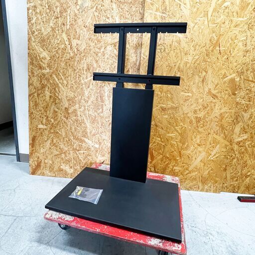 中古☆壁寄せテレビスタンド ロータイプ