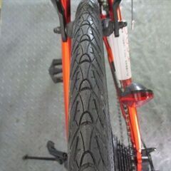 Ｄ691　★17800円　★整備済み スポーツ中古自転車 【クロスバイク　オレンジ　アルミフレーム　46ｃｍ】