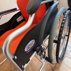 車椅子　自走式　ノーパンク 折りたたみ車いす　 ケアテックジャパン