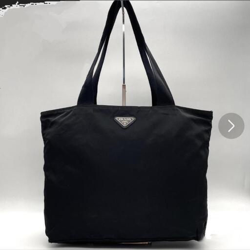 ブラダショルダーバッグ美品