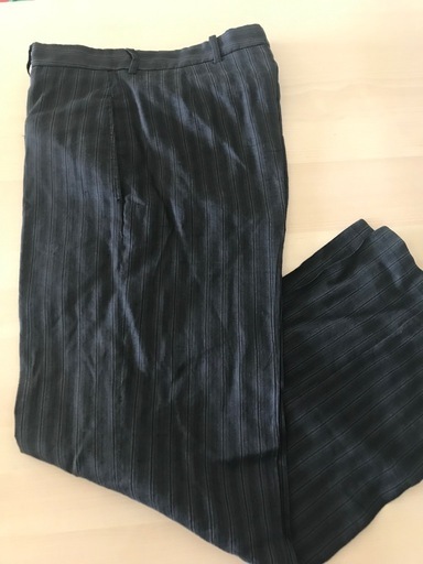 アルマーニ　ARMANI サマーパンツ　薄手