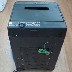 【店頭受け渡し】　アイリスオーヤマ　全自動洗濯機　5.0kg　IAW-T504-B　2024年製　中古品　￥21,780