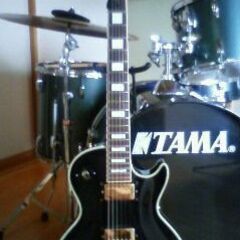 ドラム/ギターなど楽器いろいろ