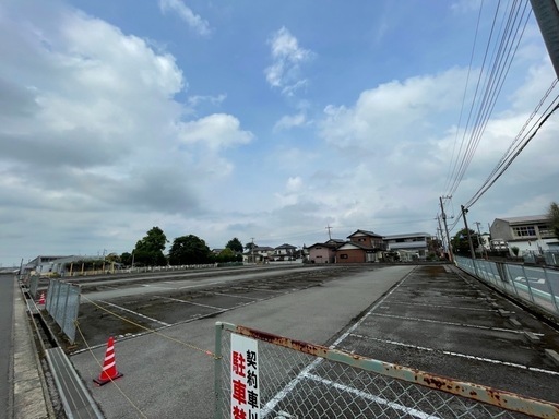駐車場\n