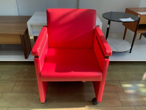 【トレファク花小金井店】ミーティングチェア/FUJI FURNITURE/1人掛けソファ/レッド/中古家具/武蔵野市/小平市/小金井市/国分寺市/杉並区/買取/販売
