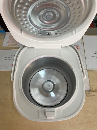 シャープ 炊飯器 一人暮らし 3合 KS-LC5-W リサイクルショップ