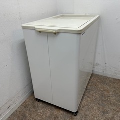 Panasonic　パナソニック　業務用　冷凍ストッカー　フリーザー　キャスター付き　厨房　飲食店　SCR-SV65MS