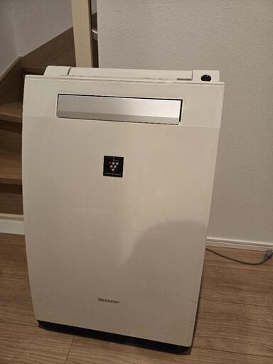中古品 SHARP シャープ 加湿空気清浄機 KI-FX55-W 2017年製 プラズマクラスター
