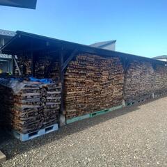 薪　広葉樹（ナラ多め）　１㎥　２年乾燥　長さ45cm 【花巻市内限定で配達致します】