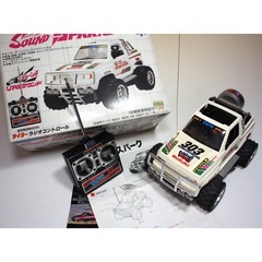 動作品　ラジコンカー　ラジコン　自動車　R/C RCカー　1/18