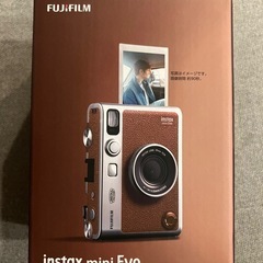 【新品未使用】instax mini Evo本体 ブラウン 茶