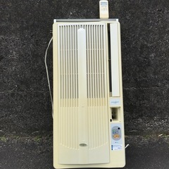 窓用エアコン (受け渡し者決まりました)