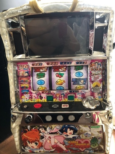 スロットマシーン\n