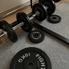 ホームジム　一通りトレーニング出来ます^_^