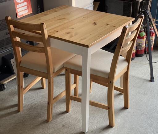 早い者勝ち☆IKEA☆ダイニングテーブルセット☆椅子付き