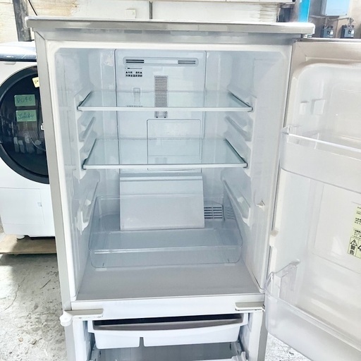 ○【✨ファミリー冷蔵庫たくさんあります✨定価129,270円 HITACHI 415L 5ドア 冷蔵庫 2014