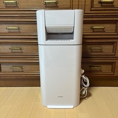 アイリス 衣類乾燥機 2022年製  　