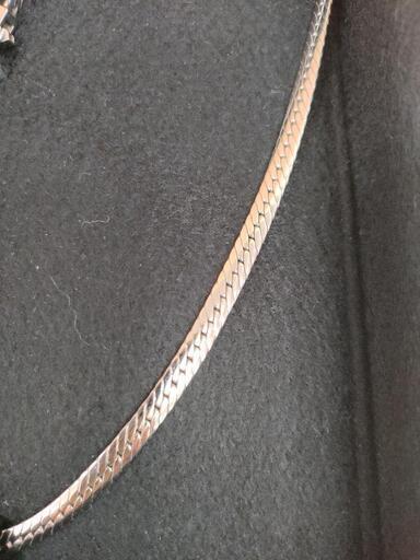 美品 健康ジュエリー プレリュード Prelude ヘリンボーンタイプPt IN