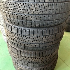 20年製O.Z225/45/17スタッドレスタイヤ4本セット中古品