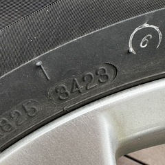  スタッドレスタイヤ 4本セット 215
/60/16