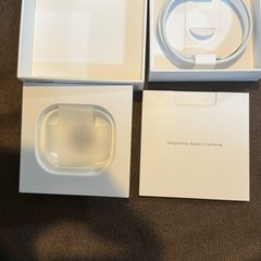 AirPods3 Lightning端子