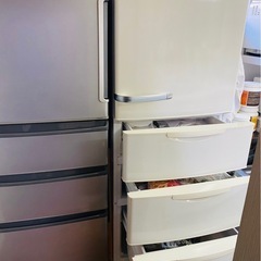 アクア　AQUA 中古　冷凍冷蔵庫　白色
