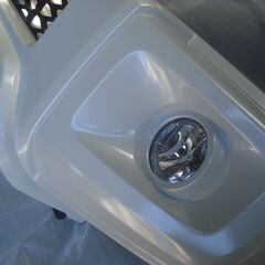 スズキ ジムニーシエラJB74フロントバンパーホワイト