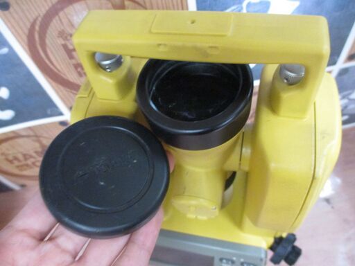 トプコンTOPCON  DT-110 セオドライト 中古品 ※未校正 現状品 【ハンズクラフト宜野湾店】 トプコンTOPCON DT-110 セオドライト 中古品 ※未校正 現状品 【ハンズ