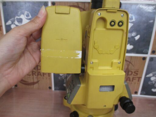 トプコンTOPCON  DT-110 セオドライト 中古品 ※未校正 現状品 【ハンズクラフト宜野湾店】 トプコンTOPCON DT-110 セオドライト 中古品 ※未校正 現状品 【ハンズ