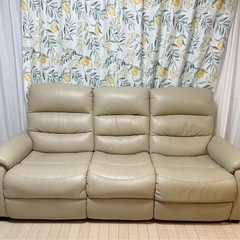 ニトリ 電動リクライニングチェア149,900→35,000