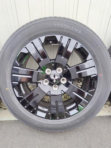 デリカD5　シャモニー　純正タイヤ　225/55R18
