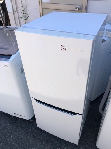 NO 331 福岡市内配送設置無料✨　ハイセンス 【右開き】130L 2ドアノンフロン冷蔵庫 エディオンオリジナル パールホワイト HR-D1302