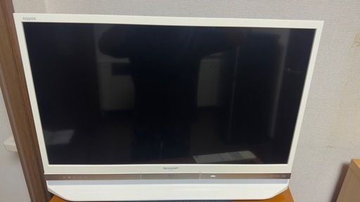 シャープ　AQUOS 32型TV