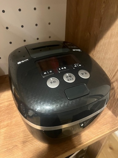 【お取引中】タイガー 圧力IH炊飯器　JPC-G100KM