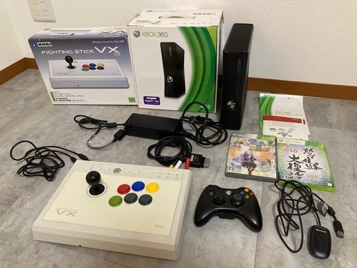 Xbox360一式 本体コントローラー　ソフト　アーケードコントローラー