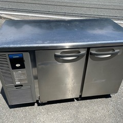 □中古品 ホシザキ業務用テーブル形冷蔵庫 RT-120SNF-E 2017年