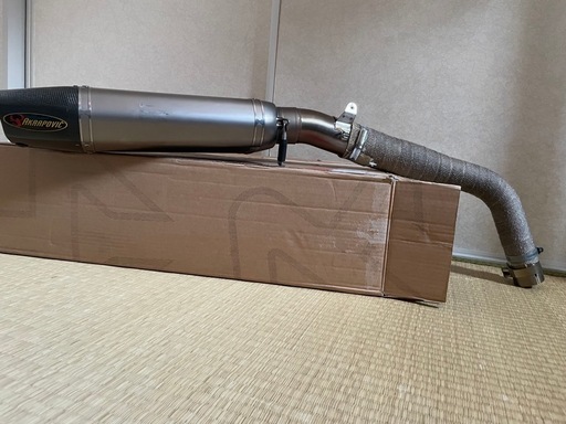 Amazon | アクラポビッチ(AKRAPOVIC) スリップオンマフラー チタン