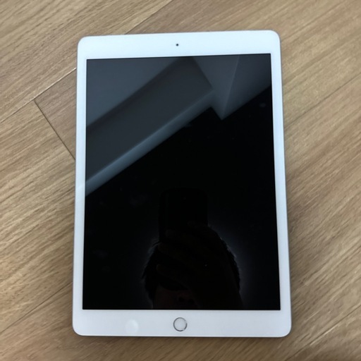 iPad iPad\n