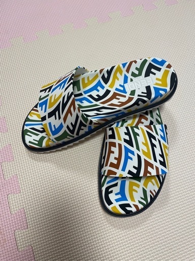FENDI　メンズ　サンダル　27㎝　美品