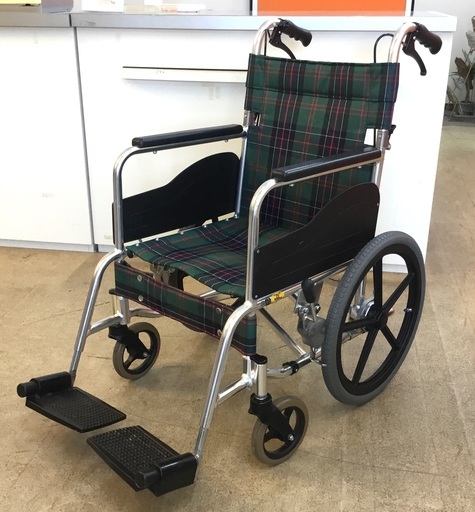 ＜美品＞松永製作所 アルミ車椅子・AR–311 介助型、低床、ブレーキ付き・タイヤ・16インチ