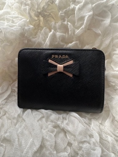 PRADA 財布